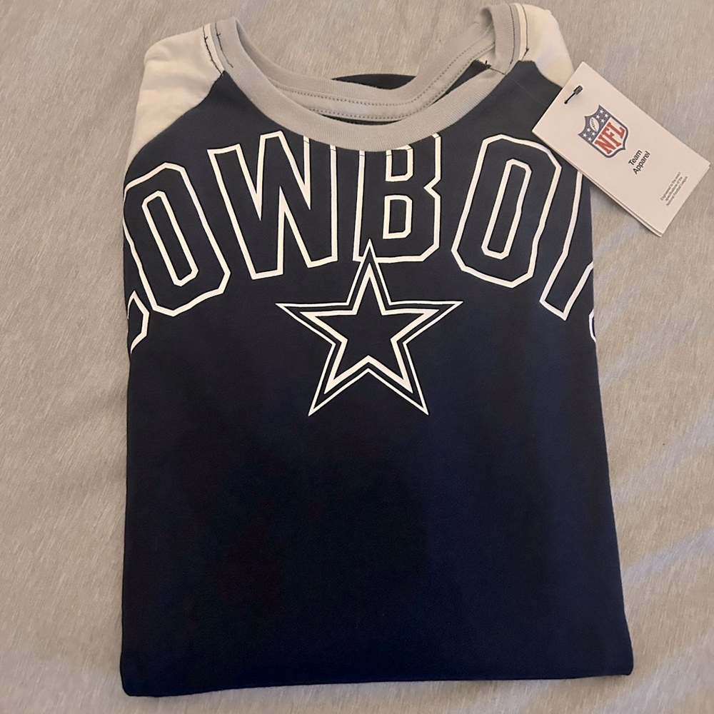 ⭐️ NWT - Women's Dallas Cowboys Nike Navy/White Knockout TShirt
